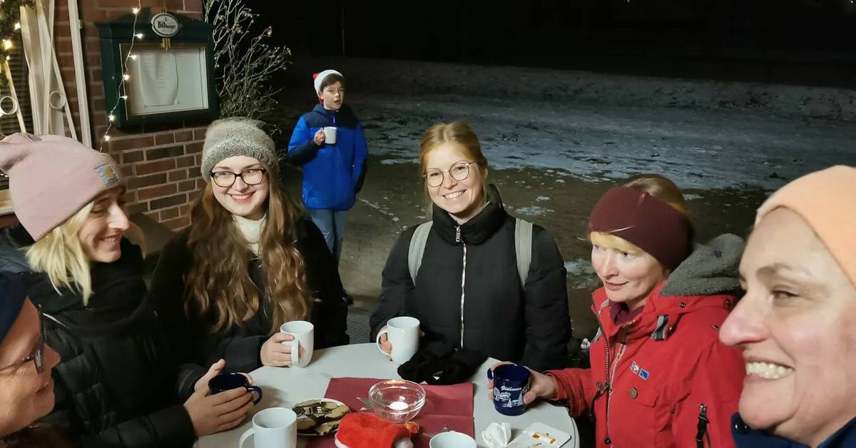 Glühwein bei der Weihnachtsfeier